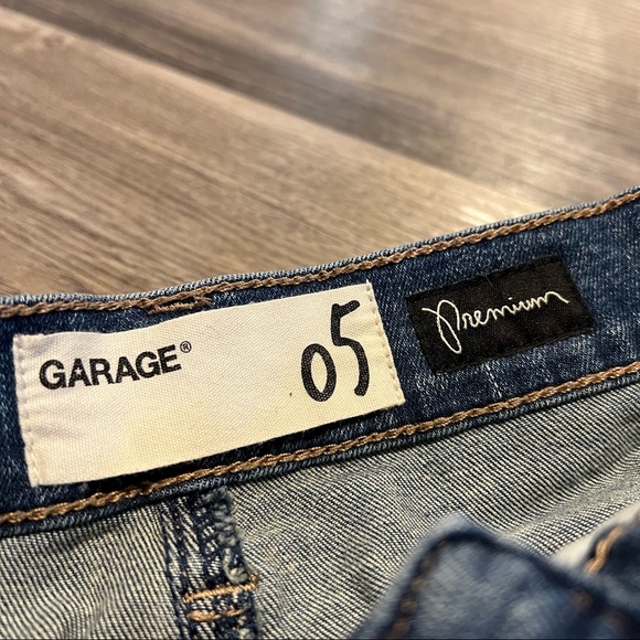Garage - Super High Rise Jean Shorts - Picture 2 of 5